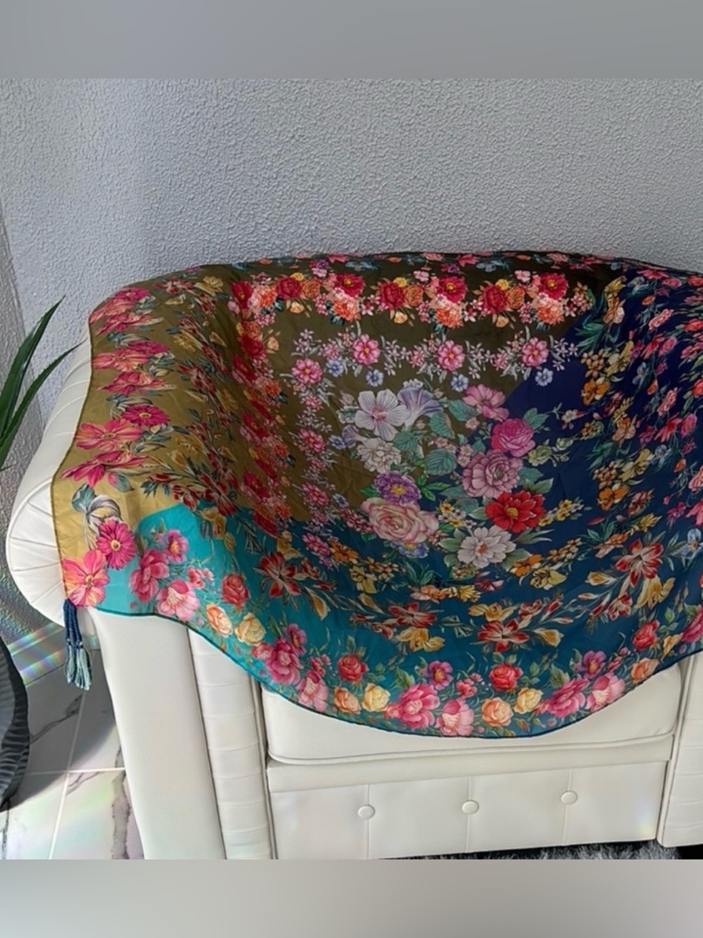 JOHNNY WAS NEUTRA SCARF 💯 SILK Vibrant Floral scarf. Brand New, Summer Must Have
